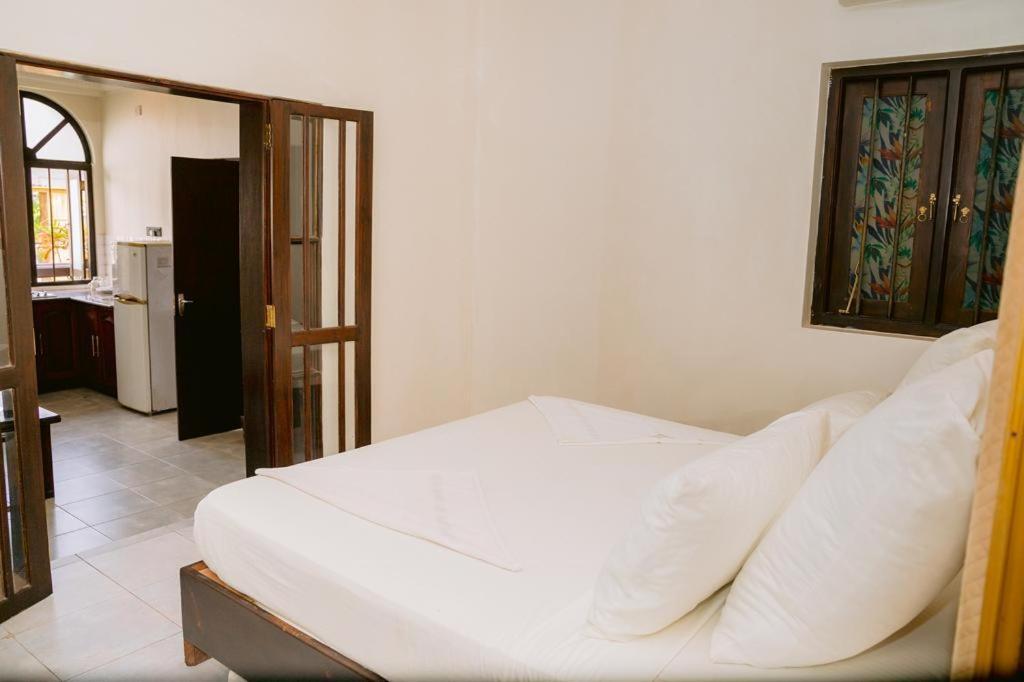 Romantic Garden Hotel Negombo Dış mekan fotoğraf
