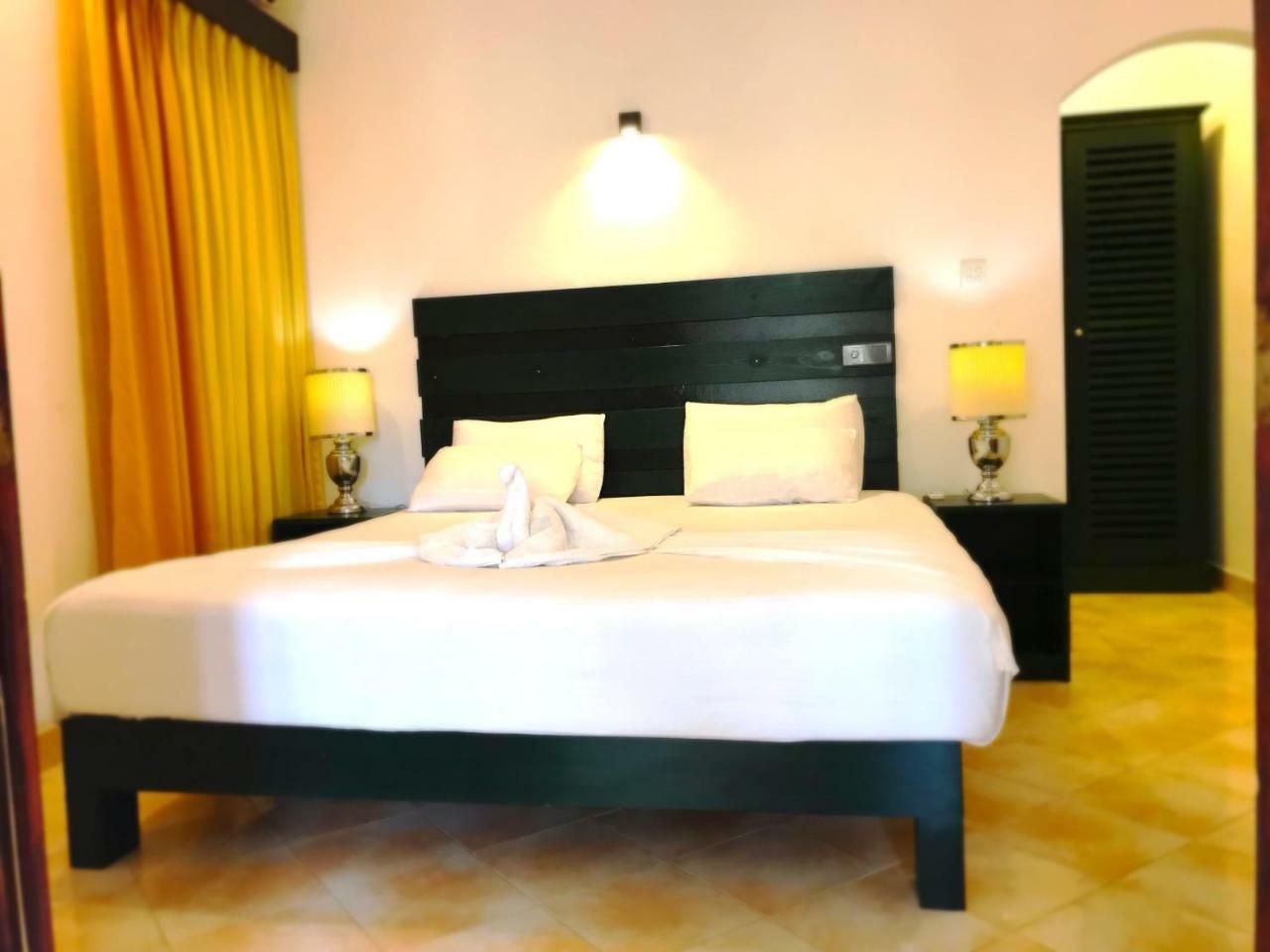 Romantic Garden Hotel Negombo Dış mekan fotoğraf